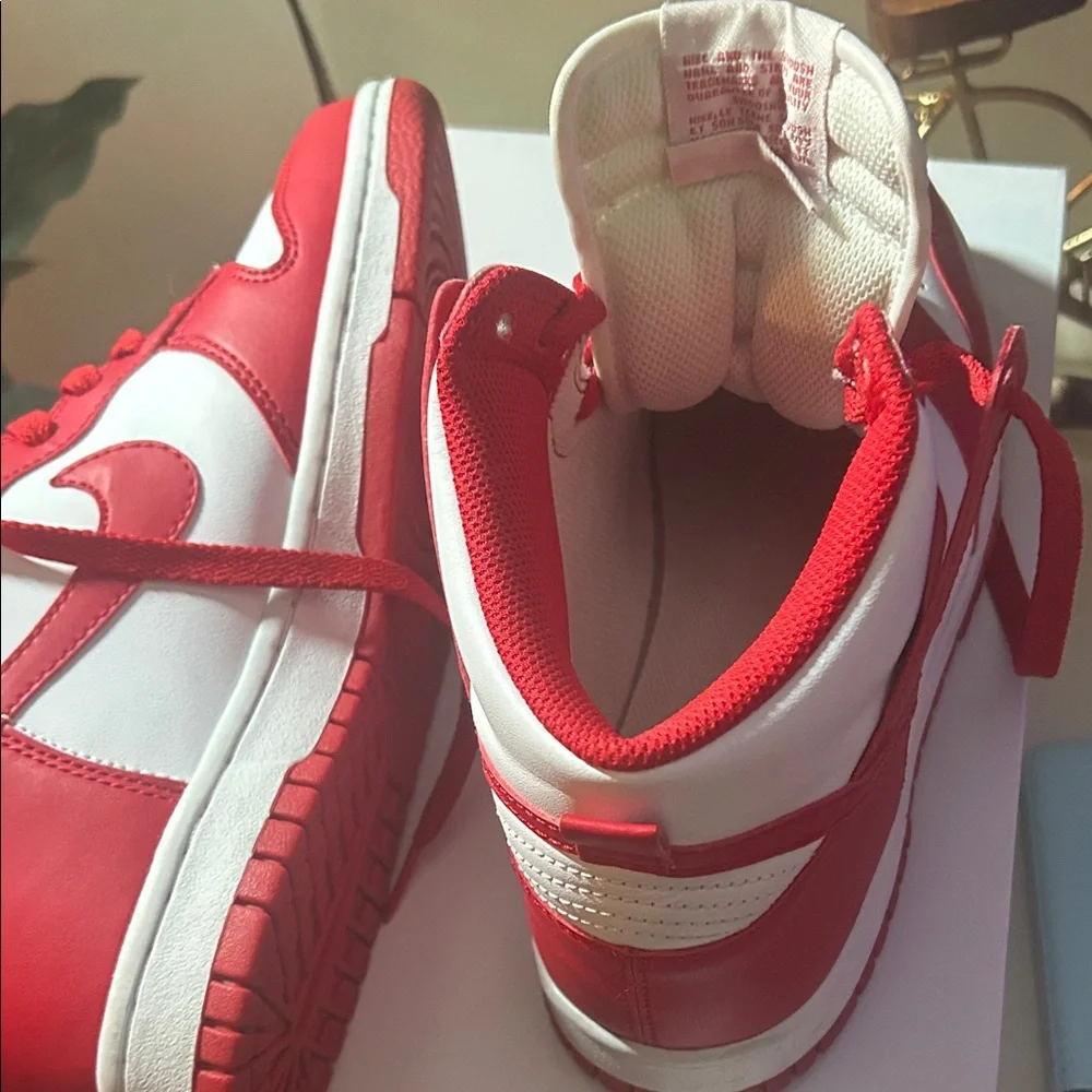 Nike Women's Bold Red and White Sneakers - Picture 5 of 6